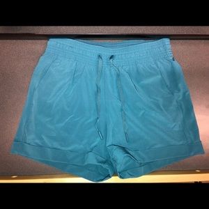 lululemon spring break away shorts